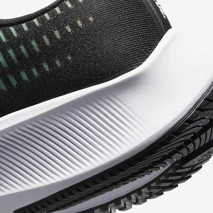 Nike Air Zoom Pegasus 37 Koşu Ayakkabısı Kadın Siyah Renkli Beyaz | TR4256445