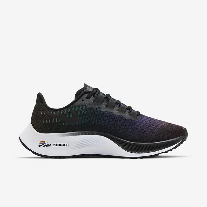 Nike Air Zoom Pegasus 37 Koşu Ayakkabısı Erkek Siyah Renkli Beyaz | TR4257317