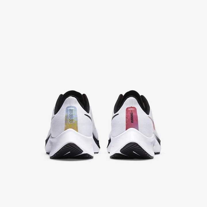 Nike Air Zoom Pegasus 37 Koşu Ayakkabısı Erkek Beyaz Siyah Kırmızı Renkli | TR4257621