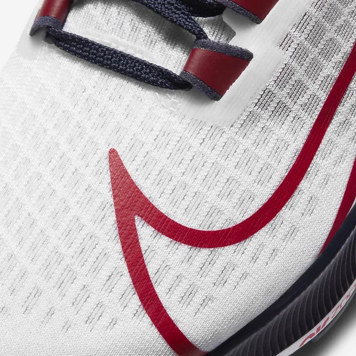 Nike Air Zoom Pegasus 37 Koşu Ayakkabısı Kadın Beyaz Platini Mavi Kırmızı | TR4257800