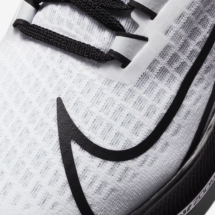 Nike Air Zoom Pegasus 37 Koşu Ayakkabısı Kadın Beyaz Platini Siyah Gümüş | TR4257871