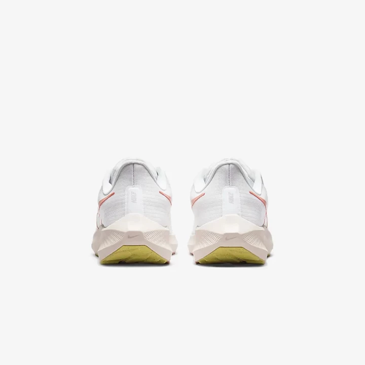 Nike Air Zoom Pegasus 39 Yol Koşu Ayakkabısı Kadın Beyaz Platini Yeşil Nane | TR4256922