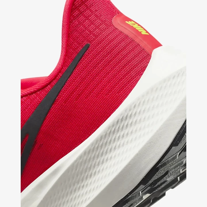 Nike Air Zoom Pegasus 39 Yol Koşu Ayakkabısı Erkek Siyah Kırmızı | TR4259216