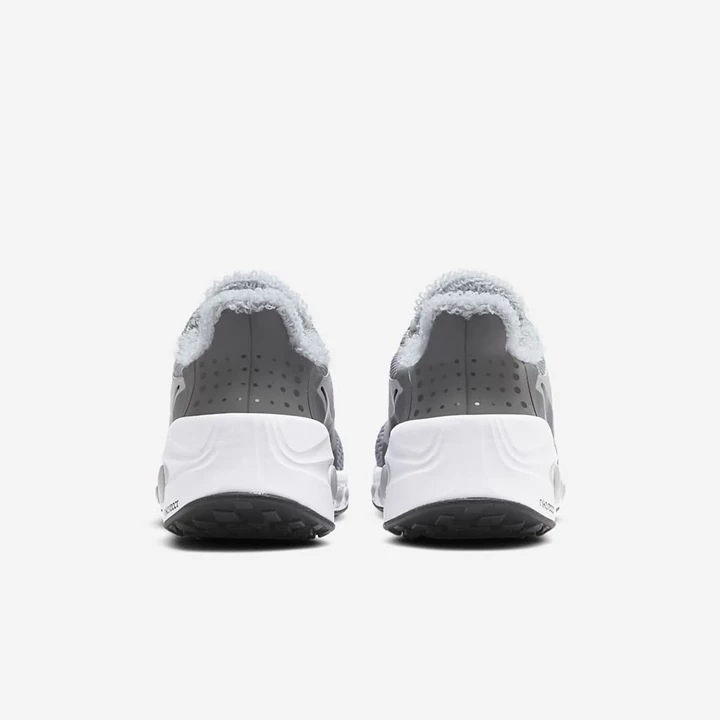Nike CruzrOne Spor Ayakkabı Kadın Beyaz Siyah | TR4258585