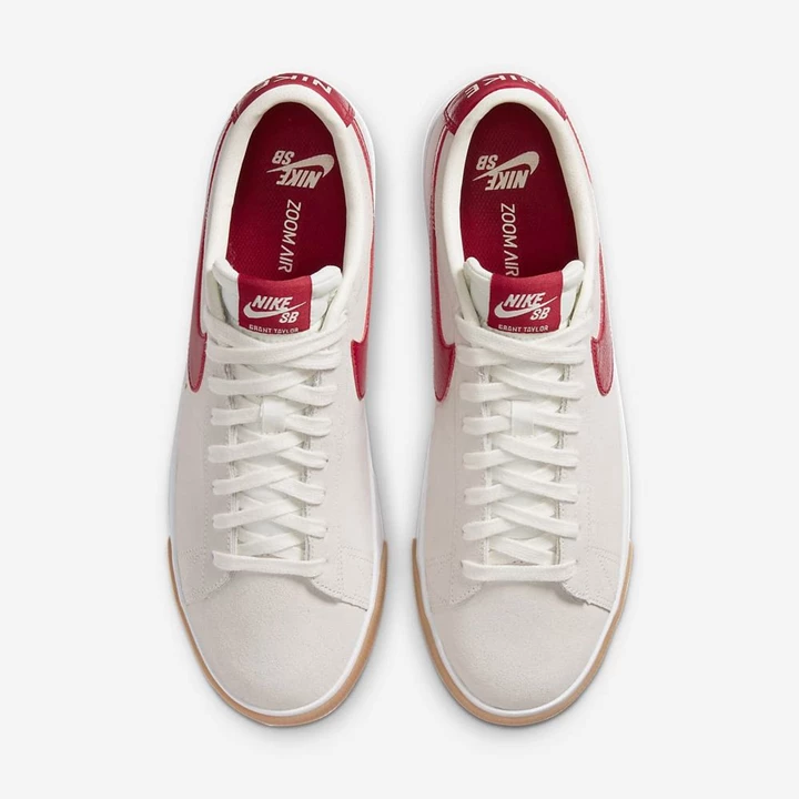 Nike SB Blazer Low GT Kaykay Ayakkabısı Kadın Beyaz Açık Kahverengi Kırmızı | TR4257712