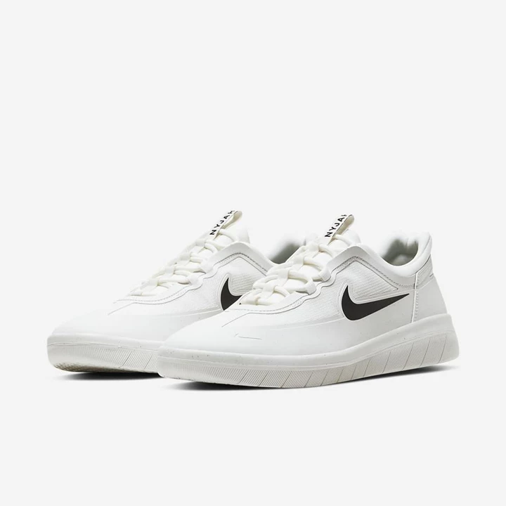 Nike SB Nyjah Free Kaykay Ayakkabısı Erkek Beyaz Beyaz Beyaz Siyah | TR4258578