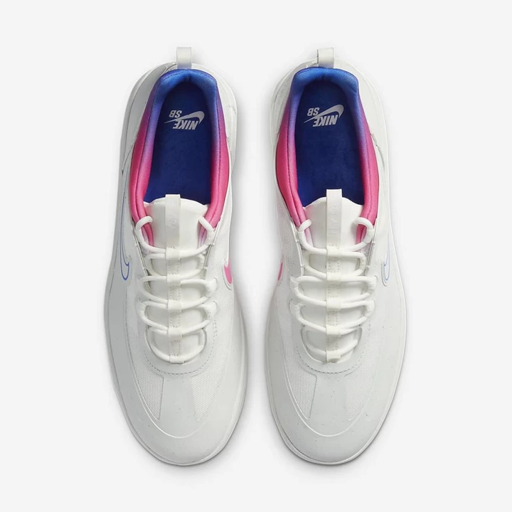 Nike SB Nyjah Free Kaykay Ayakkabısı Kadın Beyaz Pembe Pembe Mavi | TR4258474
