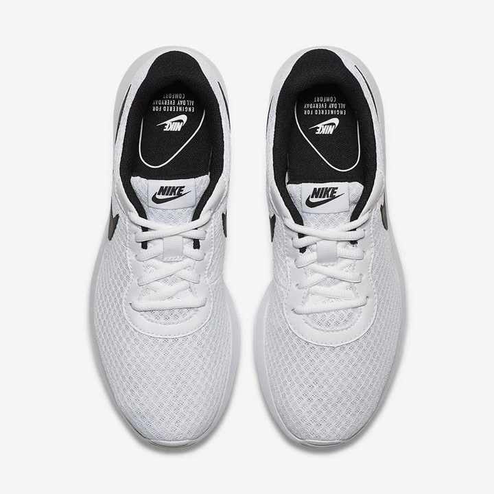 Nike Tanjun Spor Ayakkabı Kadın Beyaz Siyah | TR4259100