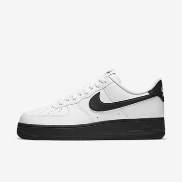 Nike Air Force 1 \'07 Spor Ayakkabı Erkek Beyaz Siyah | TR4259091