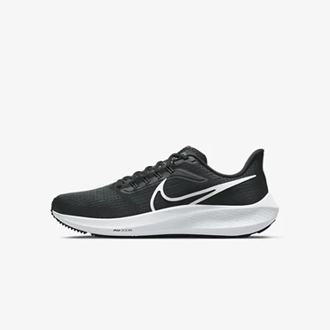 Nike Air Zoom Pegasus 39 Yol Koşu Ayakkabısı Erkek Siyah Beyaz | TR4259663