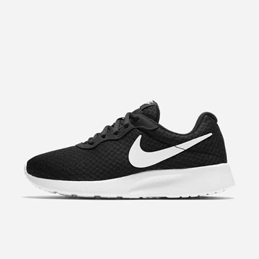 Nike Tanjun Spor Ayakkabı Kadın Siyah Beyaz | TR4257899