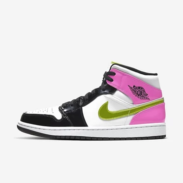 Nike Air Jordan 1 Spor Ayakkabı Erkek Beyaz Küpe Çiçeği Siyah | TR4258344